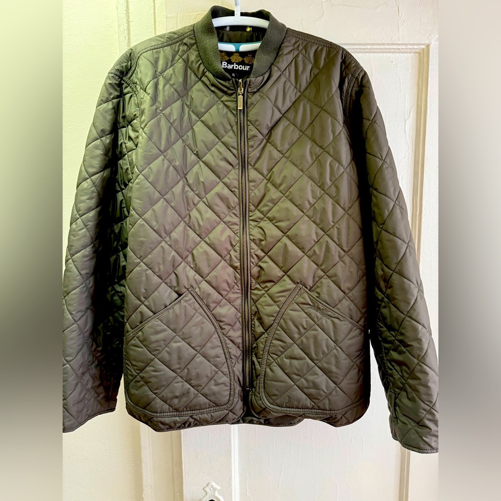 Barbour Men’s Quilted Bomber Jacket